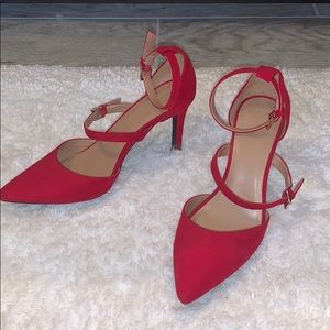 Red small heels!